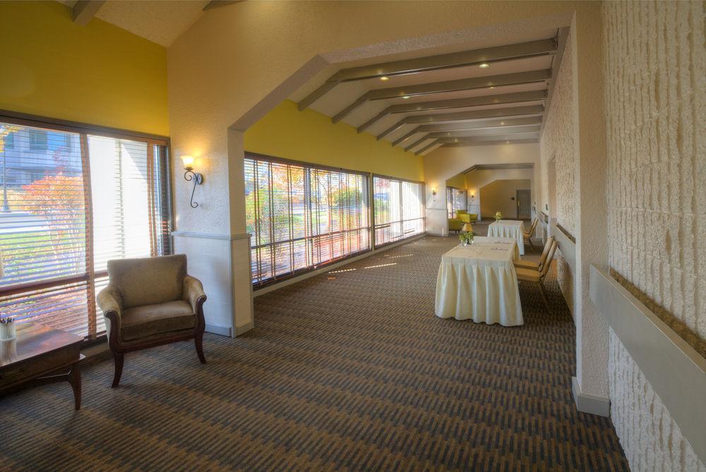 Inn At The Commons Medford Exterior foto