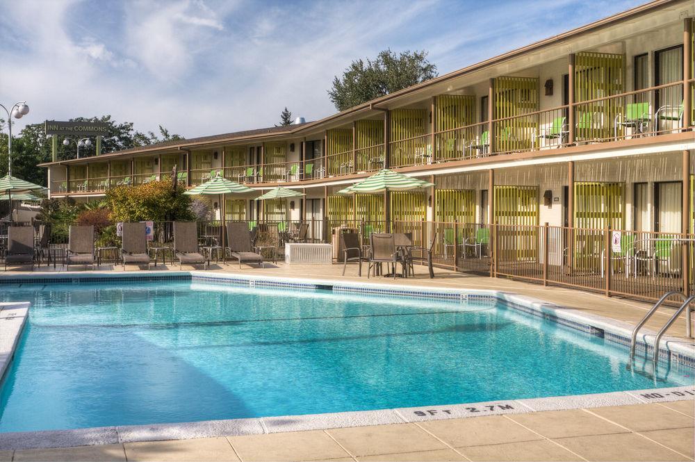 Inn At The Commons Medford Exterior foto